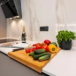 4r Royal Rojnic 3 Apartamento *