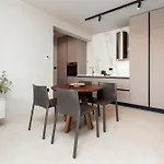 4r Royal Rojnic 3 Apartamento