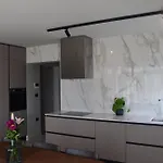 Apartamento 4r Royal Rojnic 3 *