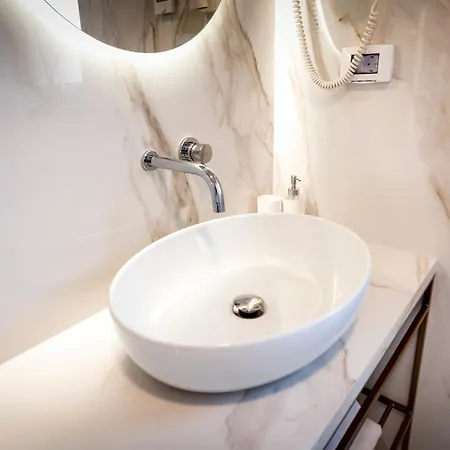 Apartment 4r Royal Rojnic 3 *
