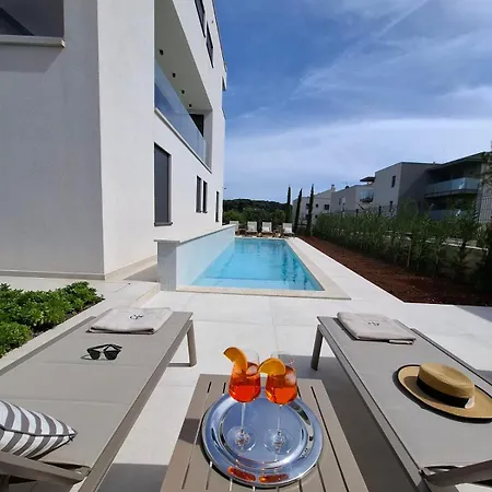 4r Royal Rojnic 3 Apartment Rovinj