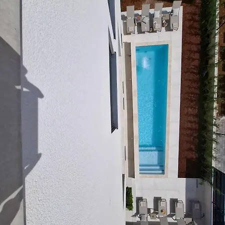 Apartment 4r Royal Rojnic 3